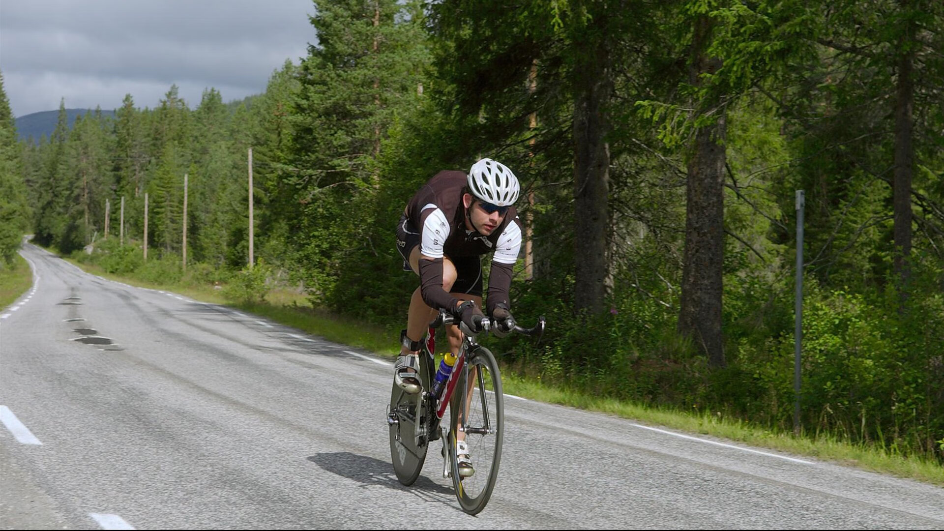 班凯罗爆发撕裂防线，凯尔特人硬仗取胜揭示湖人致命短板