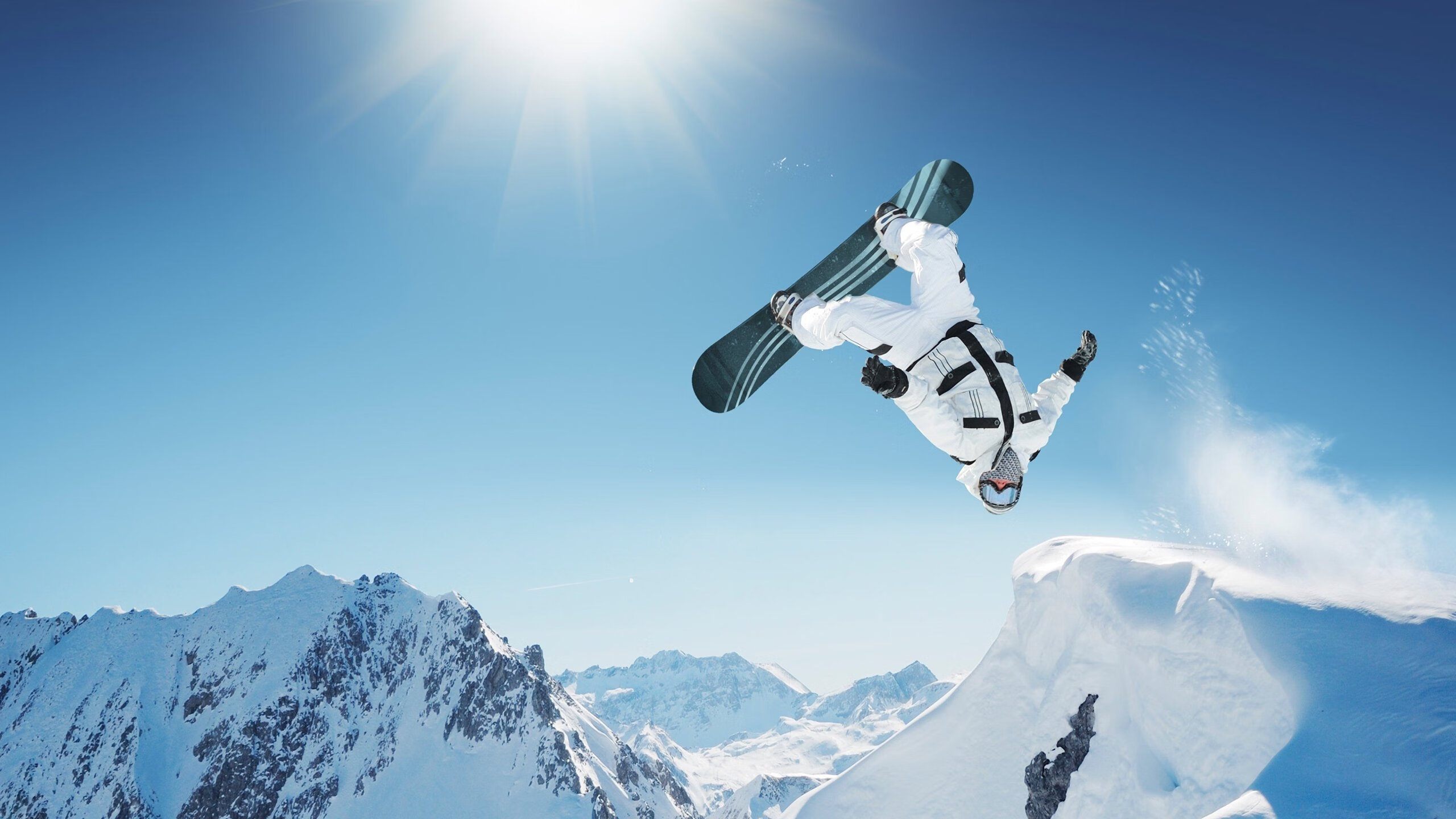 黄蜂封锁辽宁队,霍勒迪在NBA季后赛接管比赛